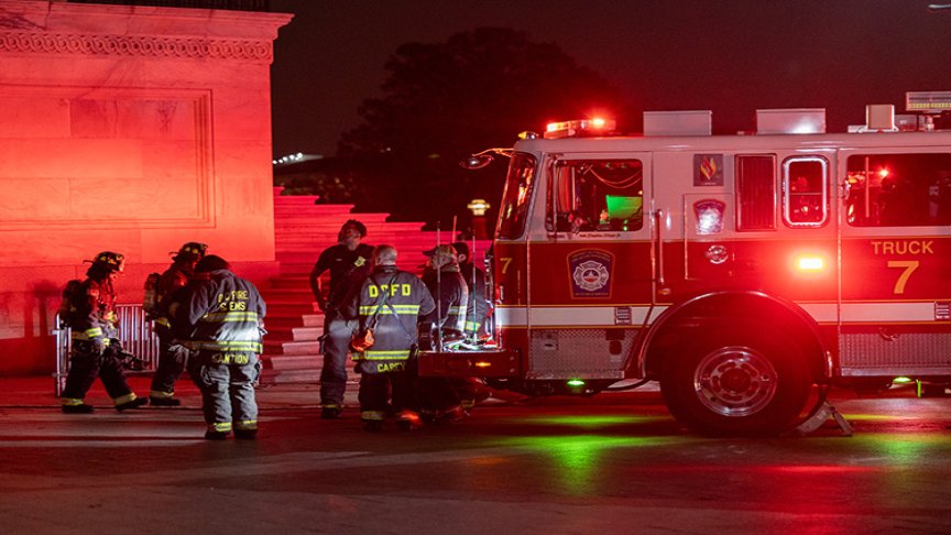 Washington’da metro tünelinde çıkan yangında 2 kişi yaralandı