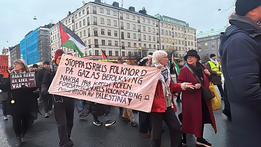 İsveç’te Gazze’ye Yönelik İsrail Saldırılarına Karşı Protesto Gösterisi